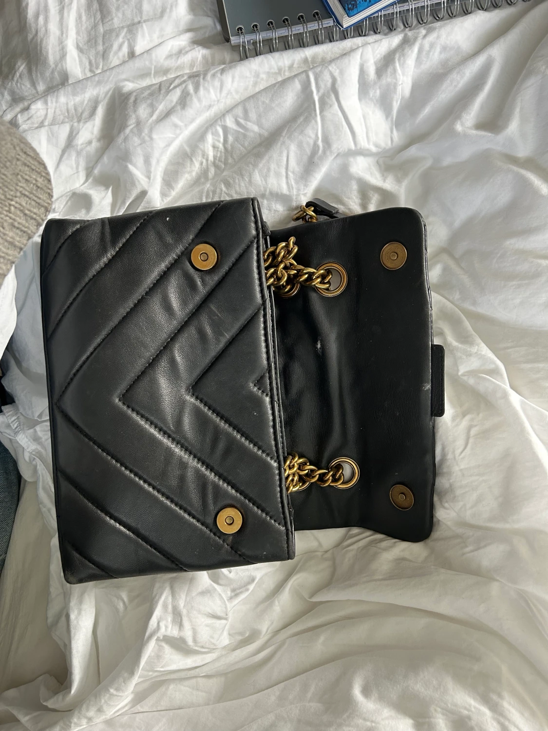 Svart Kurt Geiger väska  - 90