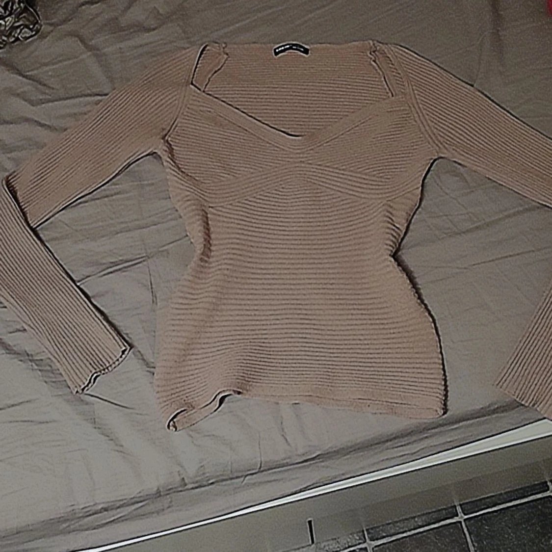 Säljer ribbad tröja - 91