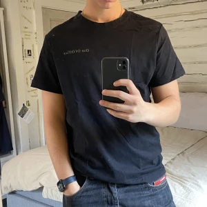 Svart tshirt weekday - Tshirt från weekday, bra skick! 