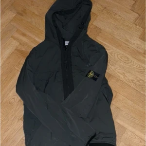 Stone island - Fint skick passar strl S.
