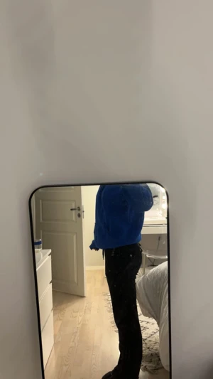 Juicy byxor - Säljer mina fina byxor ifrån Juicy coutore!! Köpte för 1100 säljer för 500❤️ strl XS 