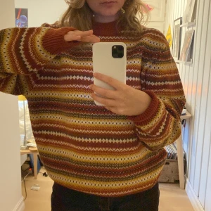 stickad farfarströja - nyskick. nypris 800 kr