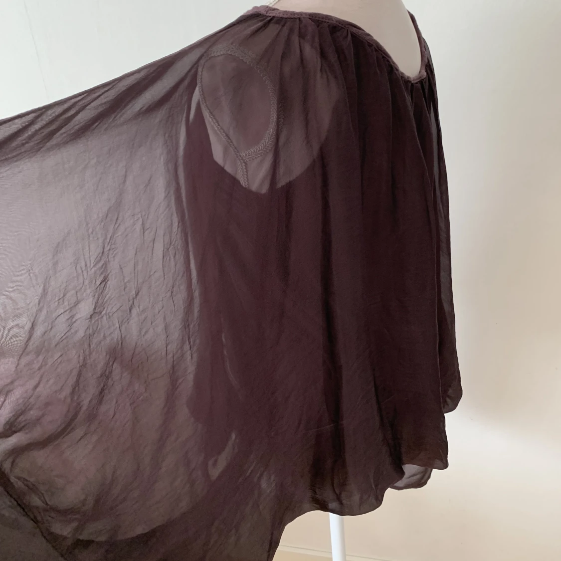 Fin mörklila tröja - 91