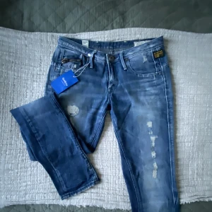 Bootcut jeans - Aldrig använd och i mycket bra skick. Köpt från sellpy! 