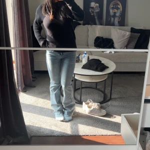 Jeans - Jeans från hm säljer för 200+frakt 