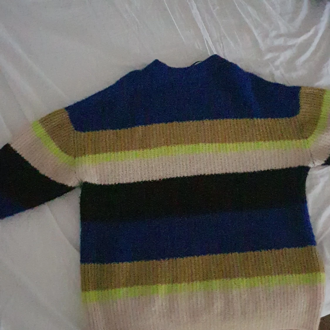 Stickad tröja/klänning  - 91