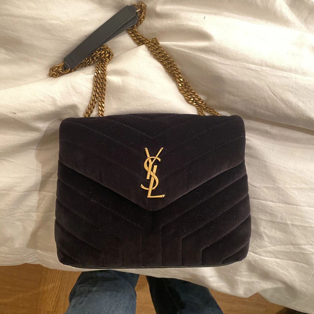Svart YSL väska - Yves Saint Laurent | Plick Second Hand