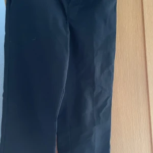Dickies byxor - Dickies byxor 874 original fit storlek w26/L30  Använda runt 10 gånger 