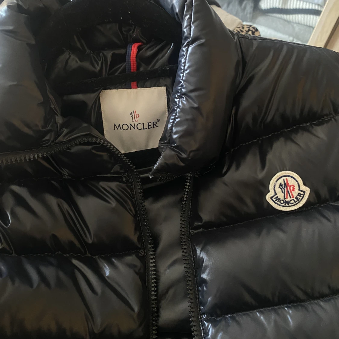 Moncler väst  - 90