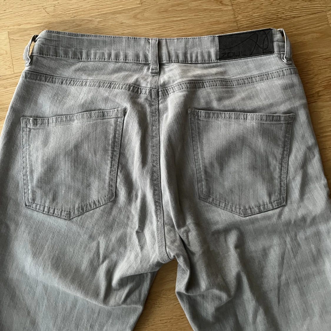 Grå lågmidjade jeans  - 91
