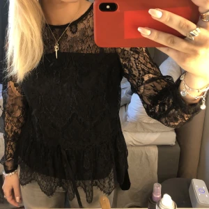 Spetsblus - Supersöt blus från Zara💕 Storlek 34