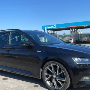 Moncler  - Nytvättad Porsche 