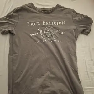 True religion tröja i bra skick 