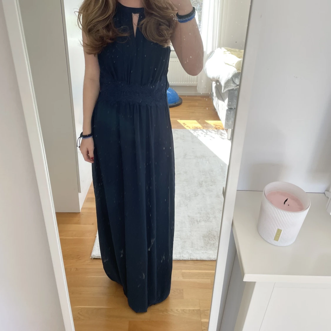 Mörkblå balklänning 