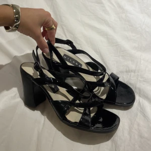 Klackar - Fina klackar som ser lyxiga ut