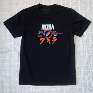 Akira t-shirt - Akira t-shirt strl. M