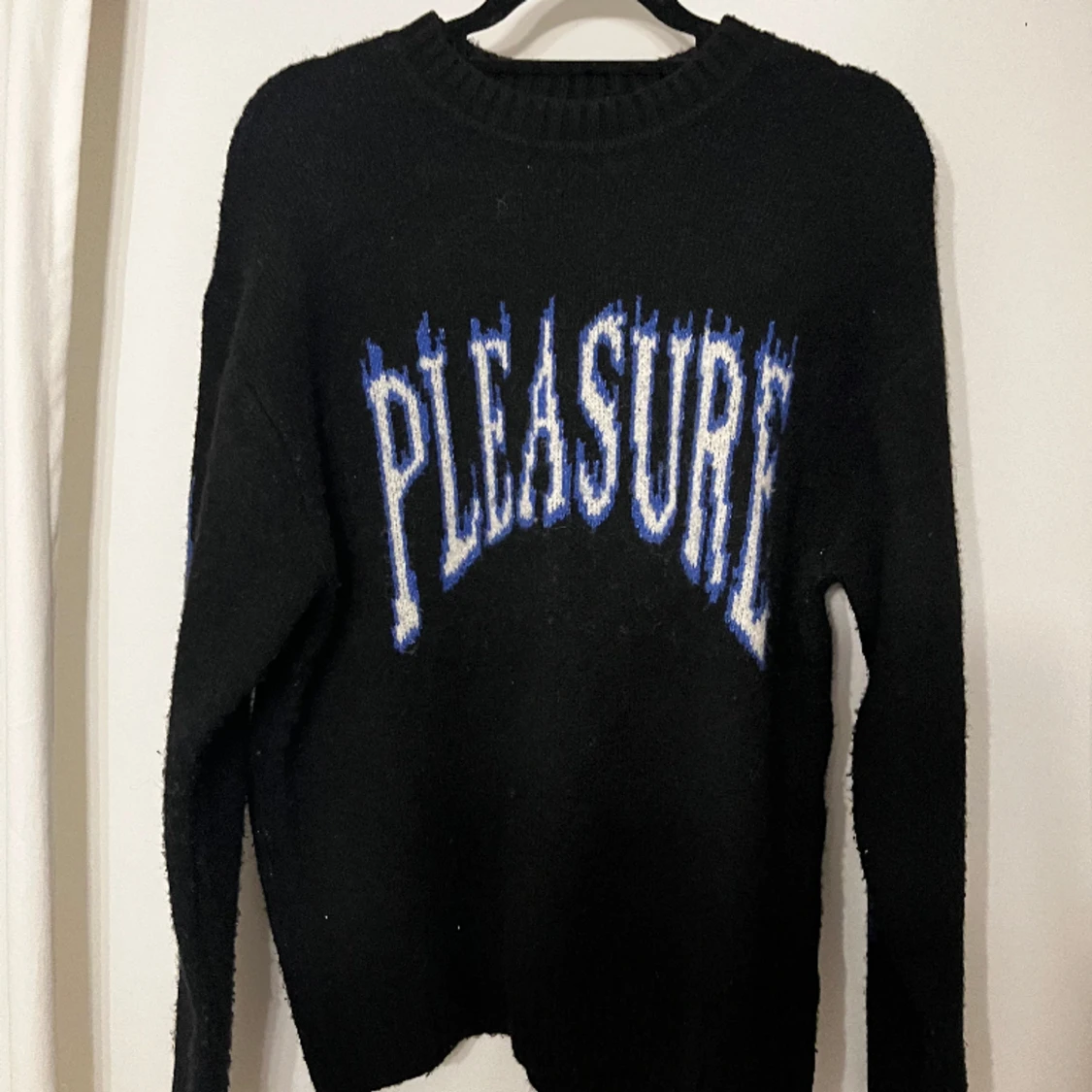 Stickad tröja, weekday 