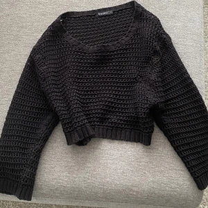 Tröja - Gullig tröja som e fin o lagra på linnen och annat❤️