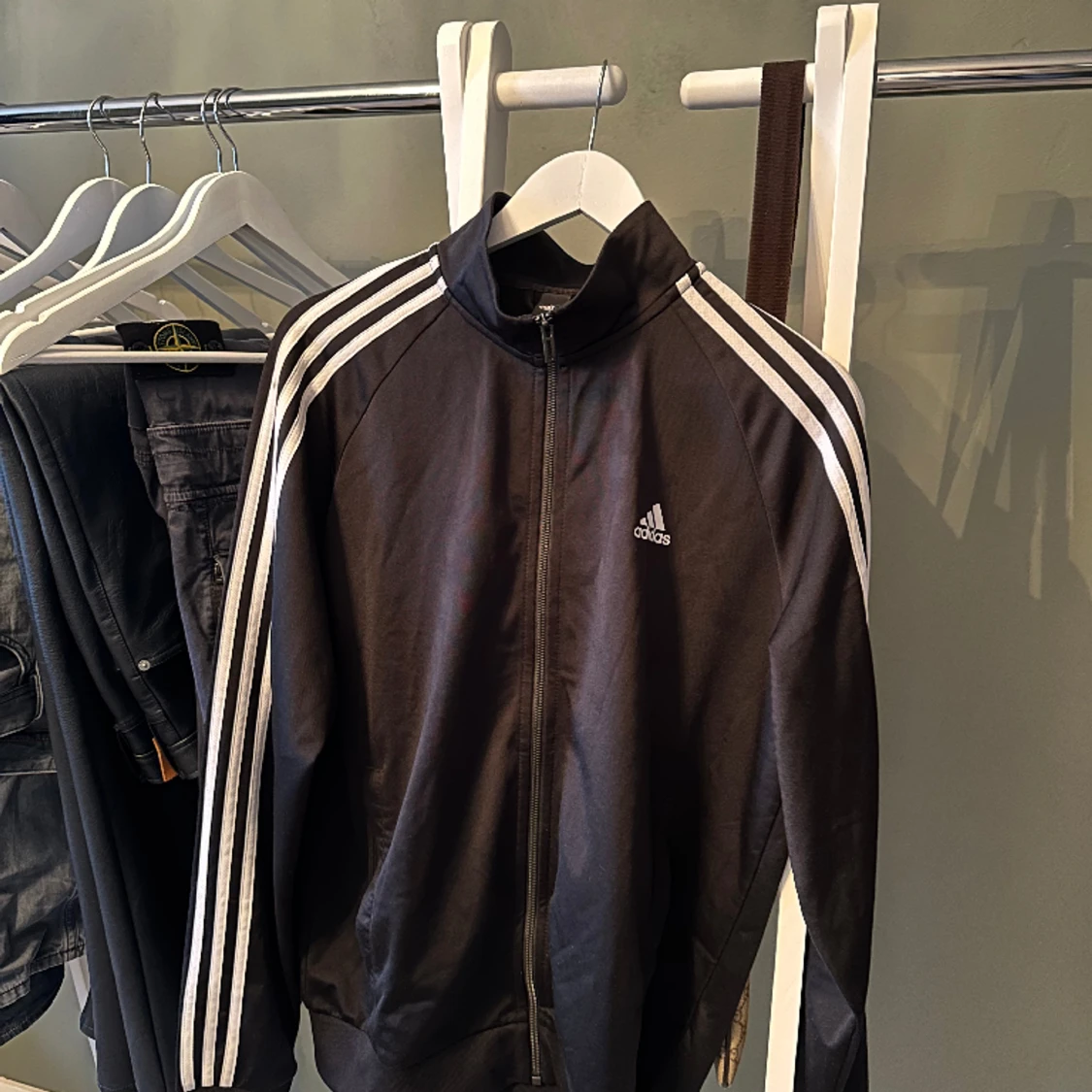 Adidas tröja