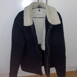 Fin jacka  - Sparsamt använd, fint skick.