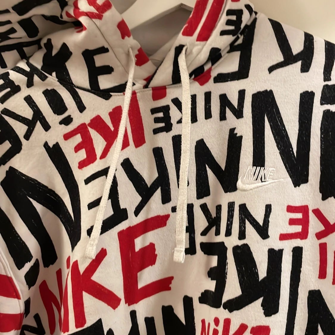 Färgglad nike hoodie - 90