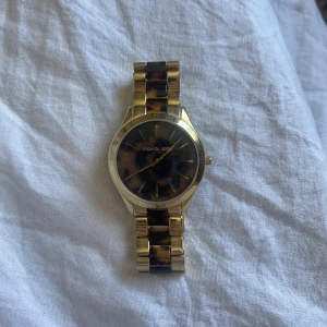 Michael kors - Kommer inte längre till användning! Äkta Michael kors❤️