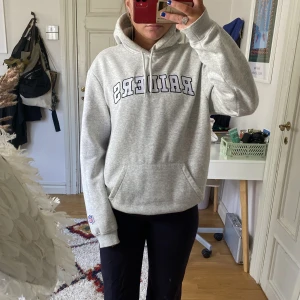 Hoodie - Cool hoodie från hm  