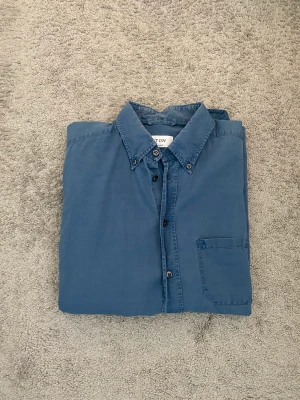 Eton jeansskjorta - En Eton jeansskjorta i bra skick