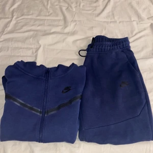 Nike tech fleece Blå - Storlek Xl barn  160-168