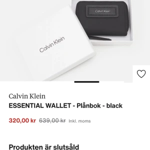 Plånbok - Oanvänd Plånbok från Calvin Klein. Köpt i Zalando och  det är slutsåld nu!  