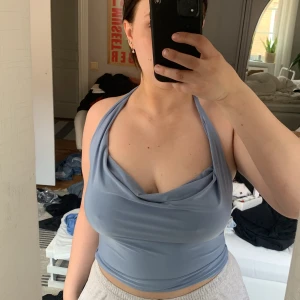 Halterneck topp - Topp nakd