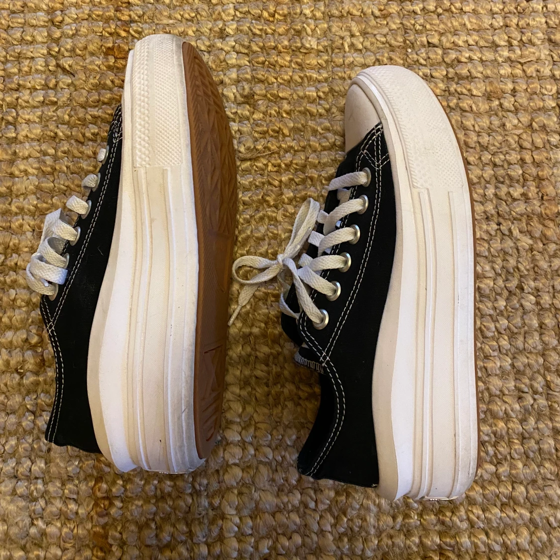 Converse move platform