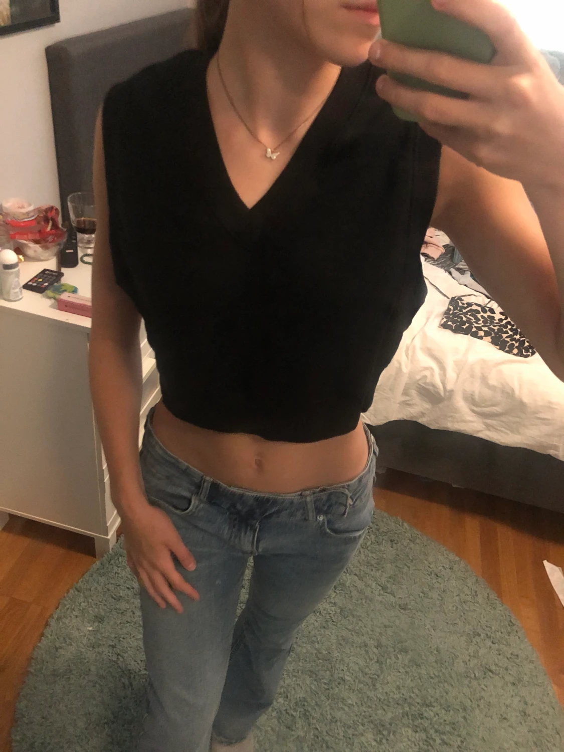 Två västar ifrån hm 