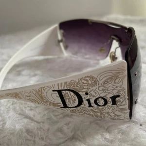 Dior glasögon  - Dior glasögon, ge bud eller säg ett pris 