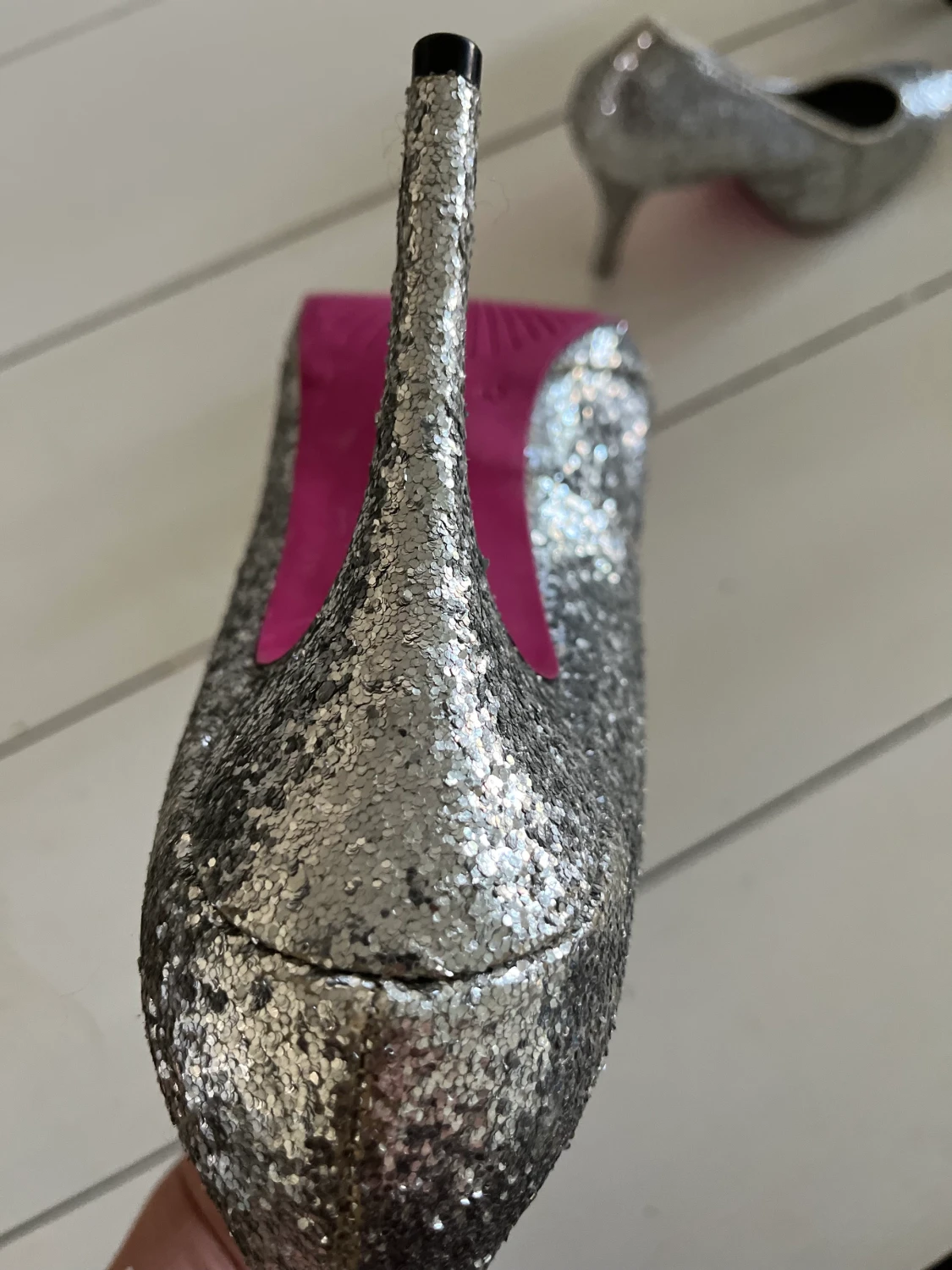 Glittriga skor med höga klackar - 90