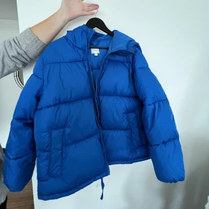 Puffjacka - Snygg och knappt använd 