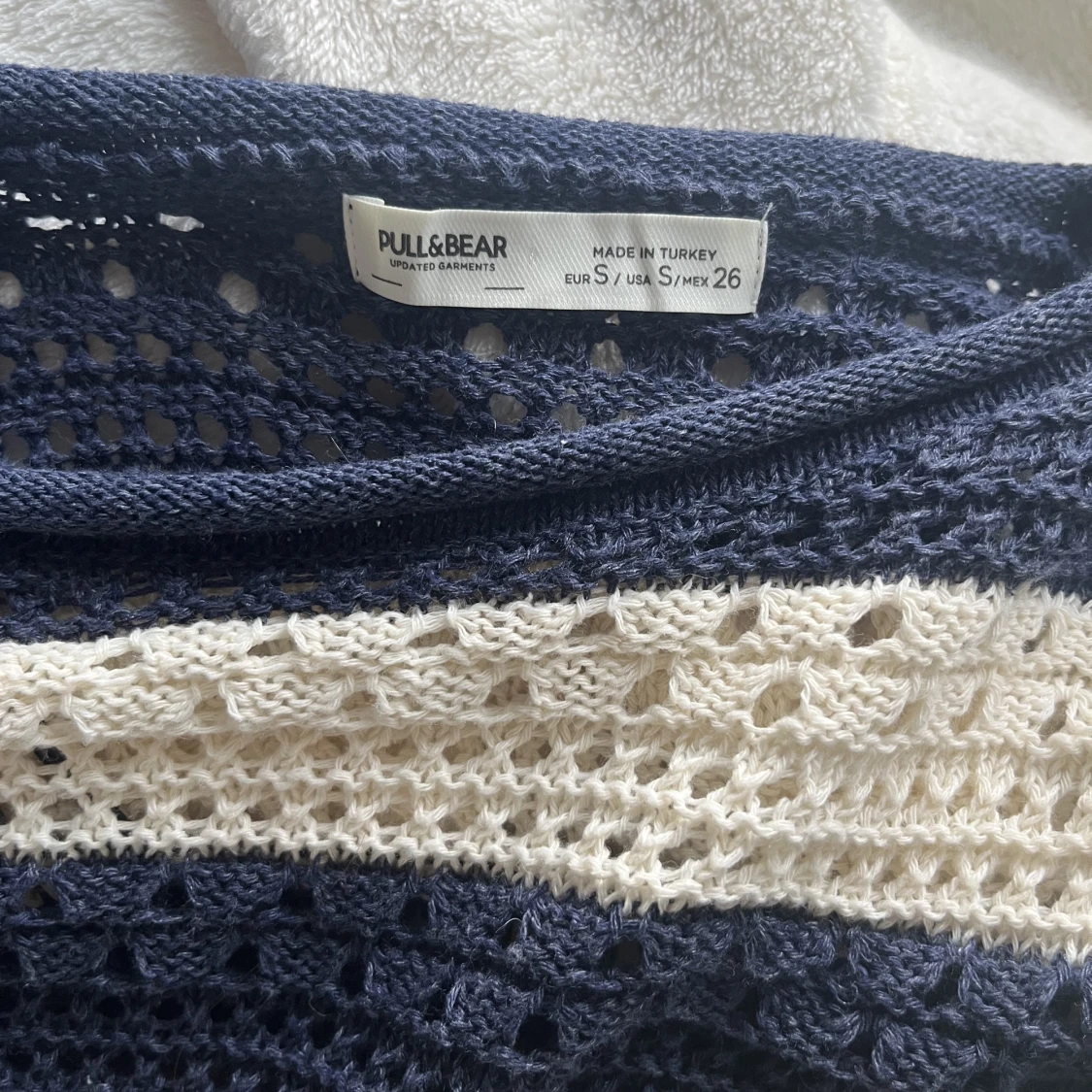 Hålstickad tröja - 91