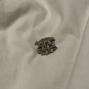 edblad ring - säljs för 220 kr st 17.5