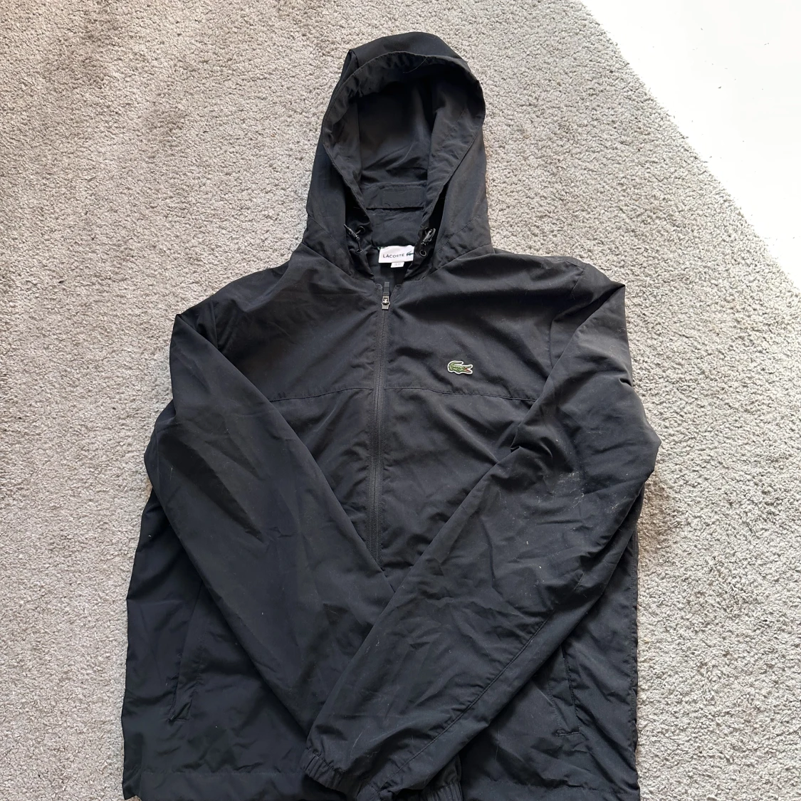 Lacoste jacka medium