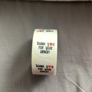 Thank you stickers - Klister märken där det står Thank you for your order.❤️ hela rullen får man