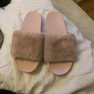 Tofflor  - Använder ej 