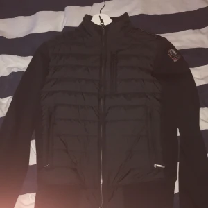 Parajumpers cardigan - Självklart äkta!! Helt ny 10/10 kvalitet. Kan gå ner i pris❗️