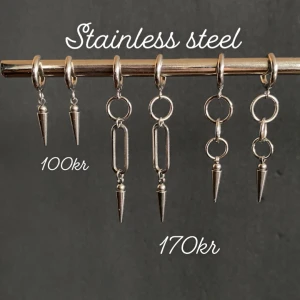 Örhängen  - Frakt 15kr❤️