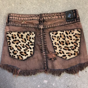 Kjol - Ascool kjol med leopardmönstrade fickor❤️‍🔥