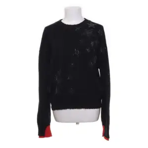 Söker en Zadig tröja med glitter detaljer på i svart!! 