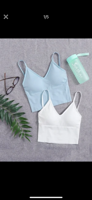 Toppar  - Två pack toppar som tyvärr är lite små på mig, storlek M men motsvarar S. Väldigt skönt, mjukt tyg med bra kompression. Väldigt snygga på! 