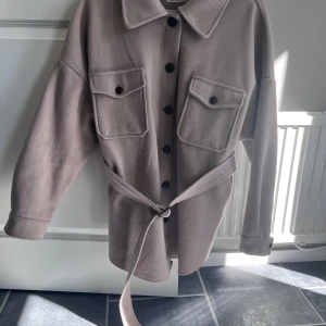 Jacka från nelly - I använt men fint skick