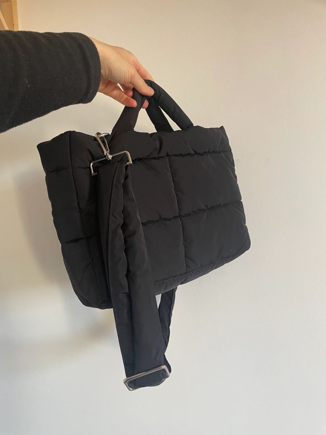 Samsøe Samsøe svart puffer väska - 90