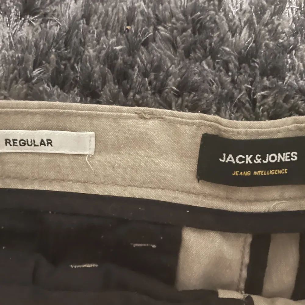 Jack and Jones shorts  Pris kan diskuteras vid snabb affär . Shorts.