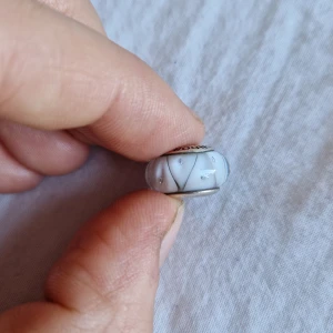 Pandora berlock  - Original Pandora berlock (vit)